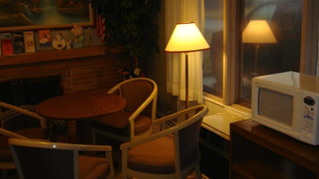 River Inn By Niagarafallen Exteriör bild